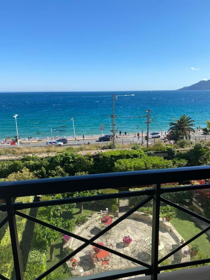 Villa Maupassant Bord De Mer Cannes Eksteriør bilde